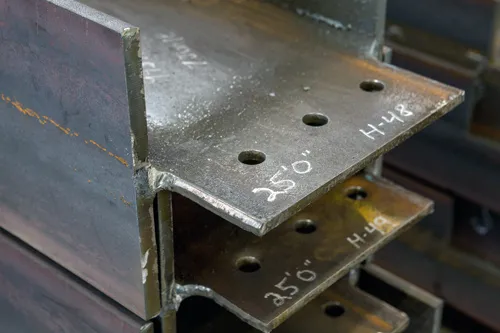 Máquina cortadora y perfiladora de tubos por llama/plasma
